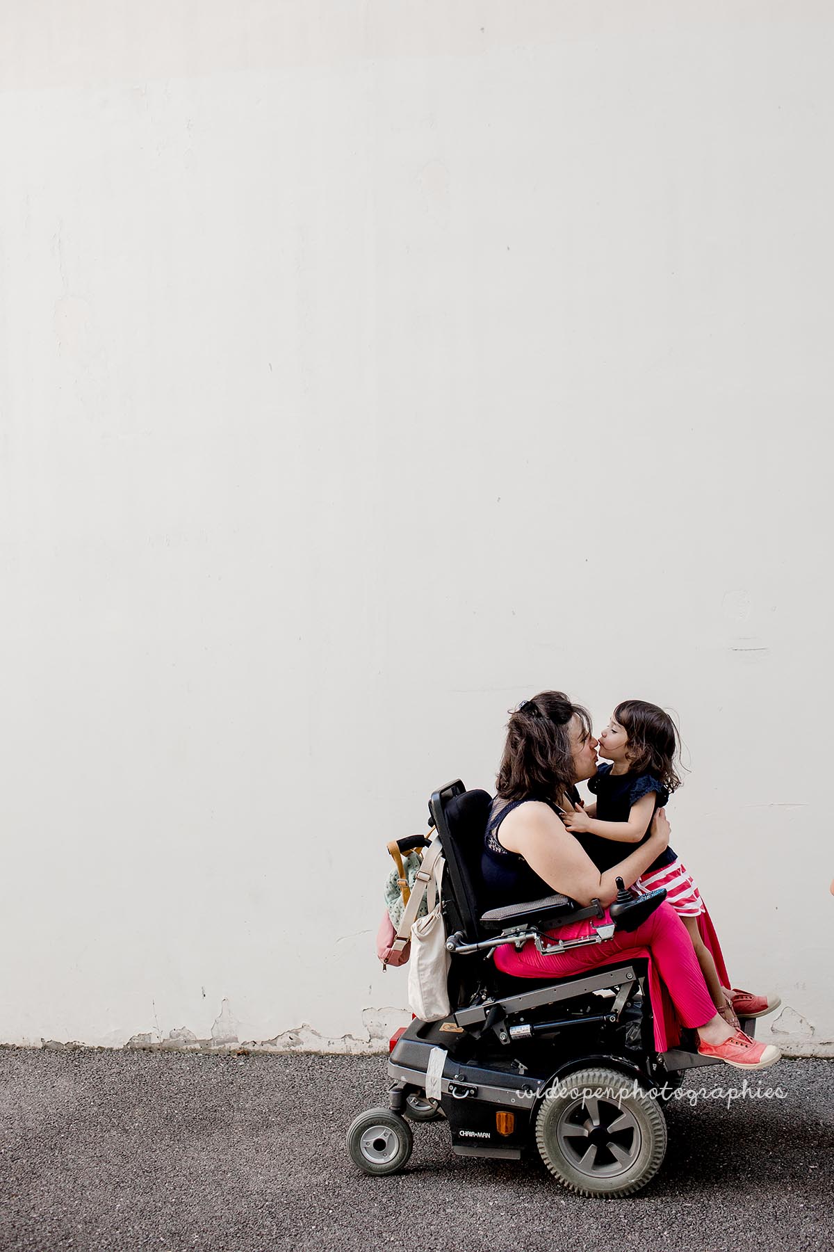 seance photo famille fauteuil roulant Lyon part dieu